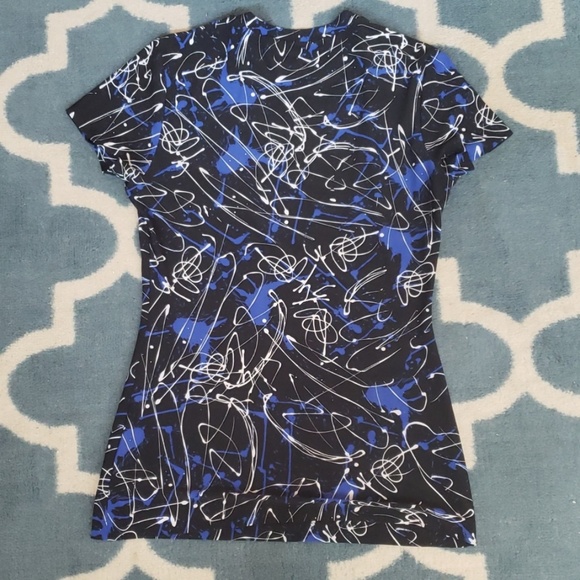 Dress up or down top! - Picture 3 of 4